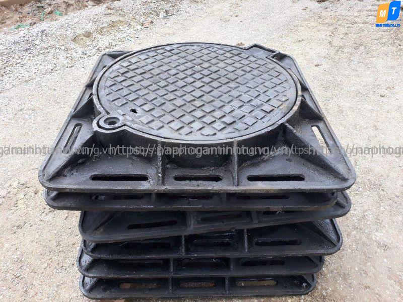 nắp gang 800x800 Nắp ga gang 800x800 khung vuông âm nắp tròn