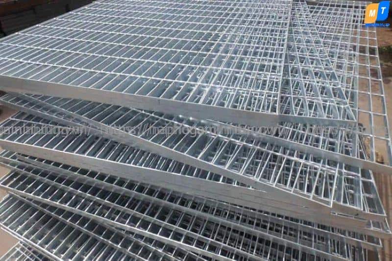 Song chắn rác thô Song chắn rác bằng thép