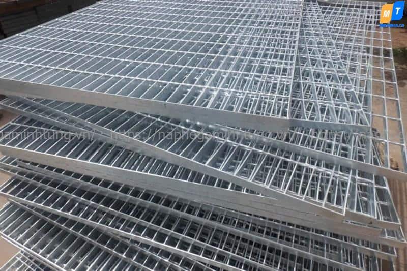 Song chắn rác loại cơ giới